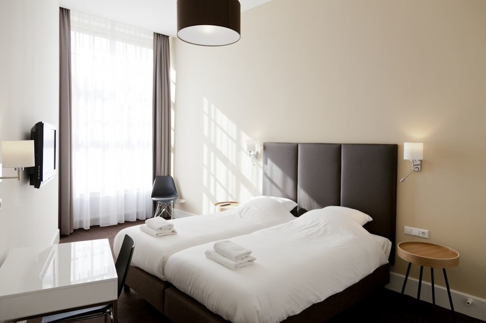 College Hotel อัลค์มาร์ ภายนอก รูปภาพ
